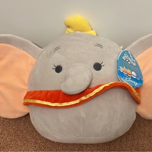NWT dumbo squishmallow